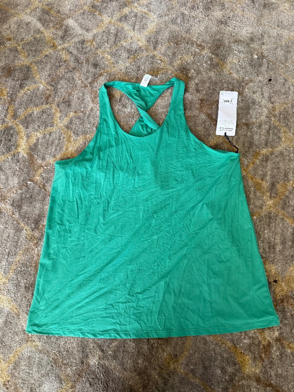 NWT Alo Yoga Don’t Get It Twisted Tank Lettuce Green Size L